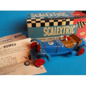 ALFA ROMEO 8C SCALEXTRIC FRANCE