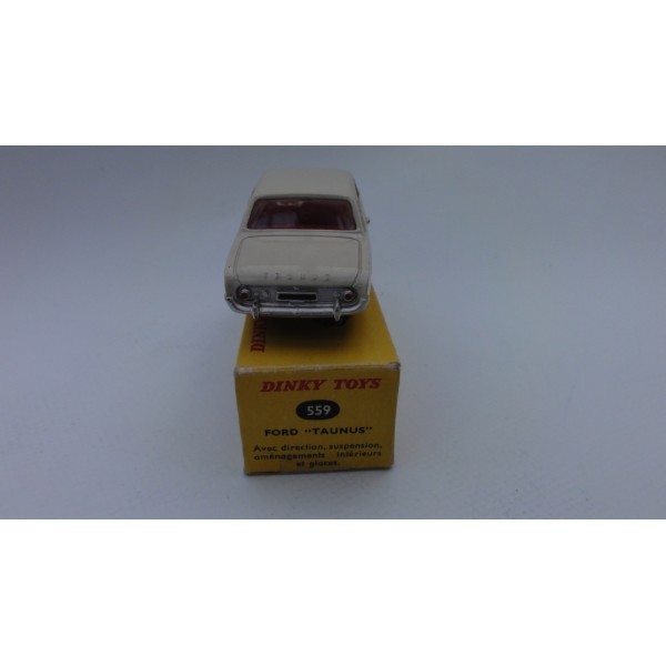 FORD TAUNUS BLANCHE VOITURE DINKY TOYS RÉF 559