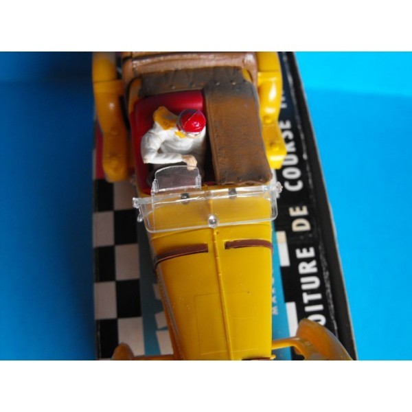 ALFA ROMEO 8C SCALEXTRIC FRANCE JAUNE