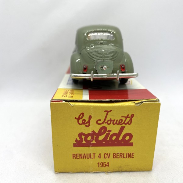 RENAULT 4 CV BERLINE 1954  SOLIDO