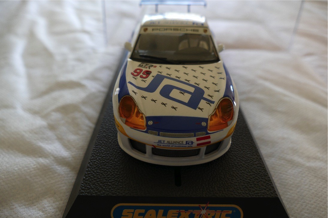 SCALEXTRIC REF 2786 PORSCHE GT3 R