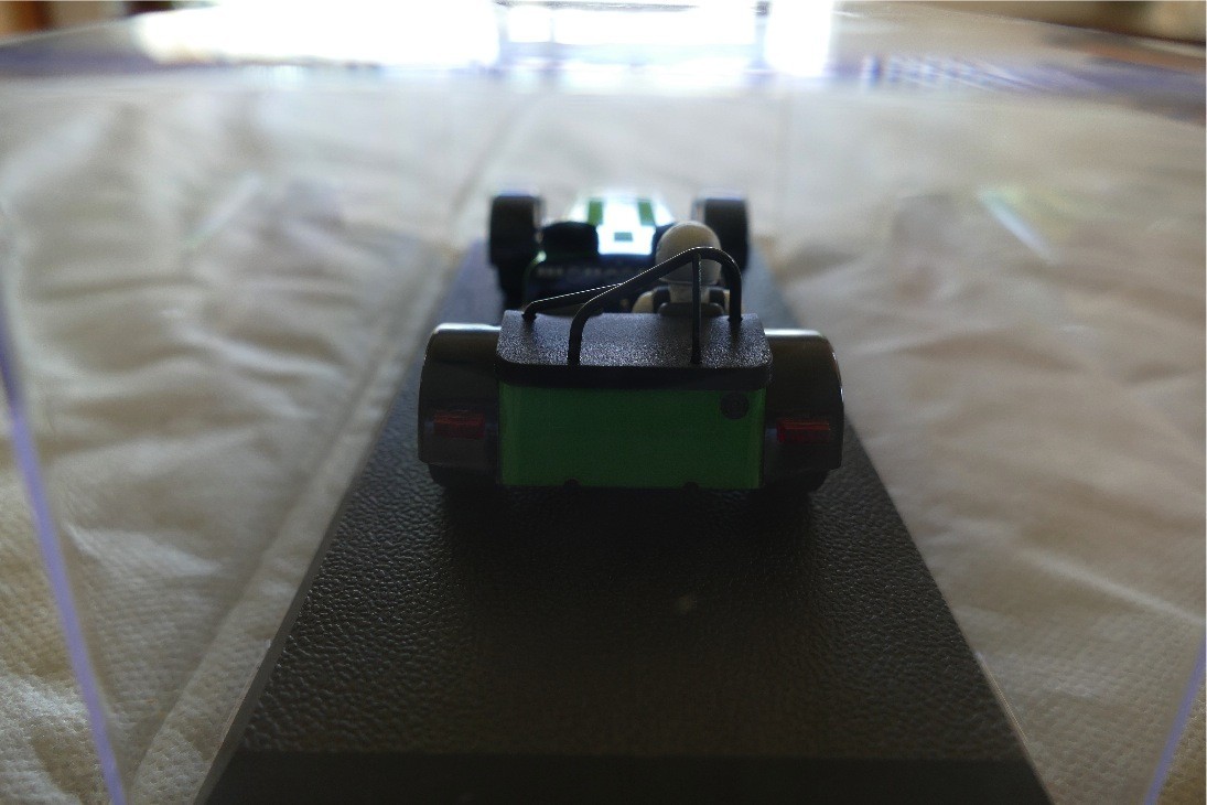 SCALEXTRIC REF C2589 CATERHAM 7 « 30TH ANNIVERSARY »