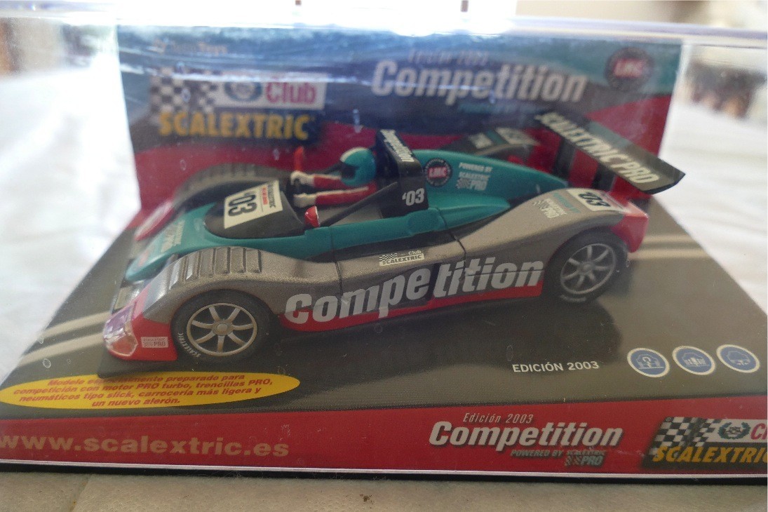 SCALEXTRIC REF 6134 EDITION 2003 COMPETION POWERED BY SCALEXTRIC