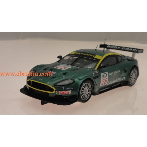 Aston Martin DBR9 avec Xenon lights Scalextric Scx Réf 62060