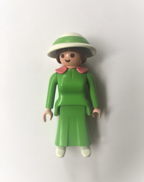 Femme, robe vert clair, chaussures blanches Playmobil 5323