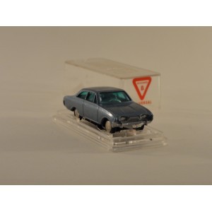 VOITURE RASANT HO SLOT CAR  FORD TAUNUS