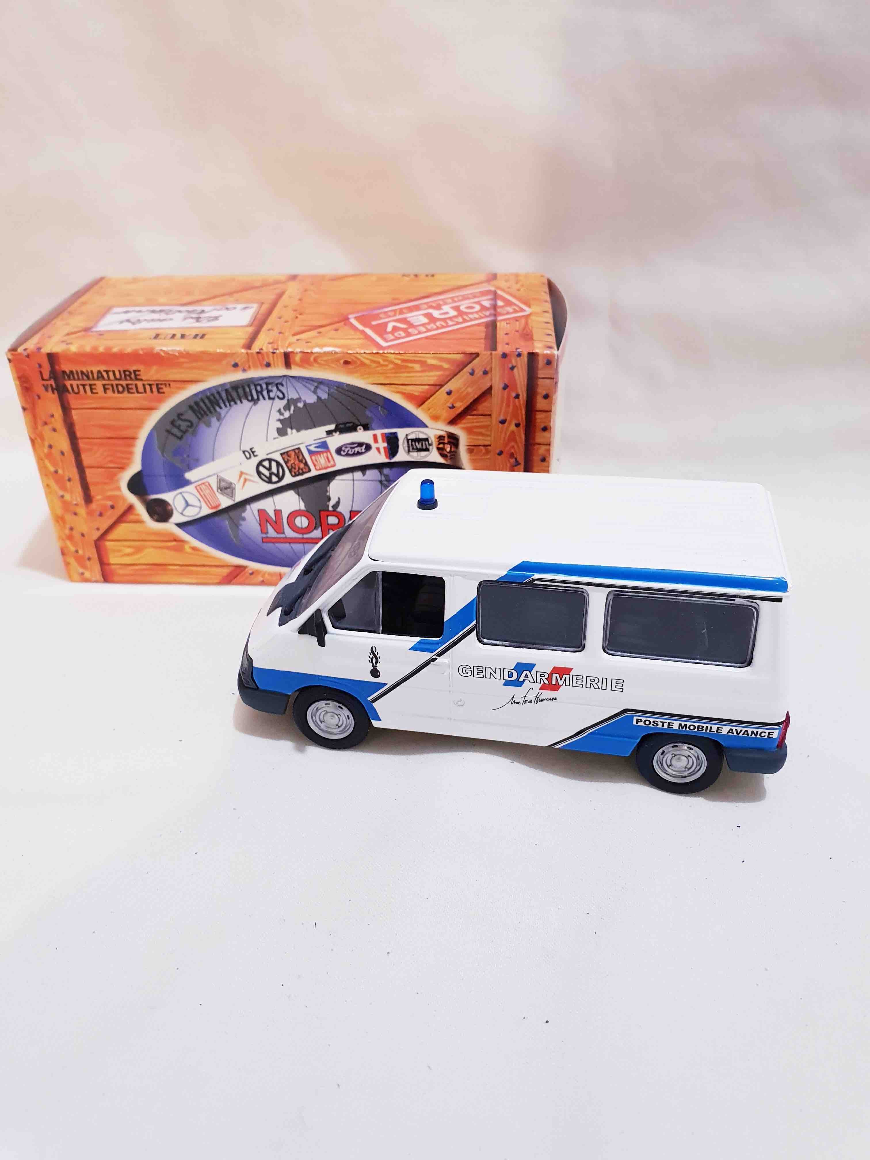 RENAULT TRAFIC 1992 GENDARMERIE NOREV