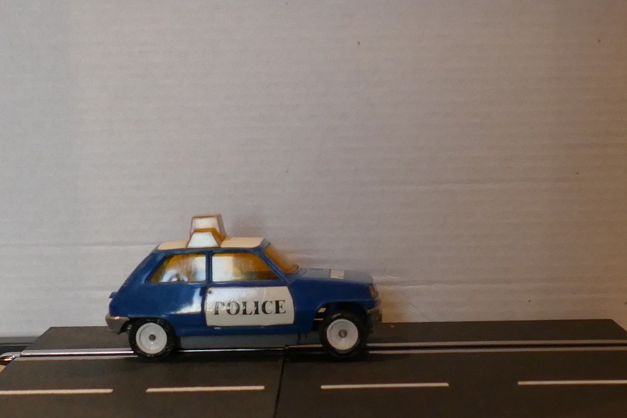 RENAULT 5 POLICE BLEU JOUEF R5