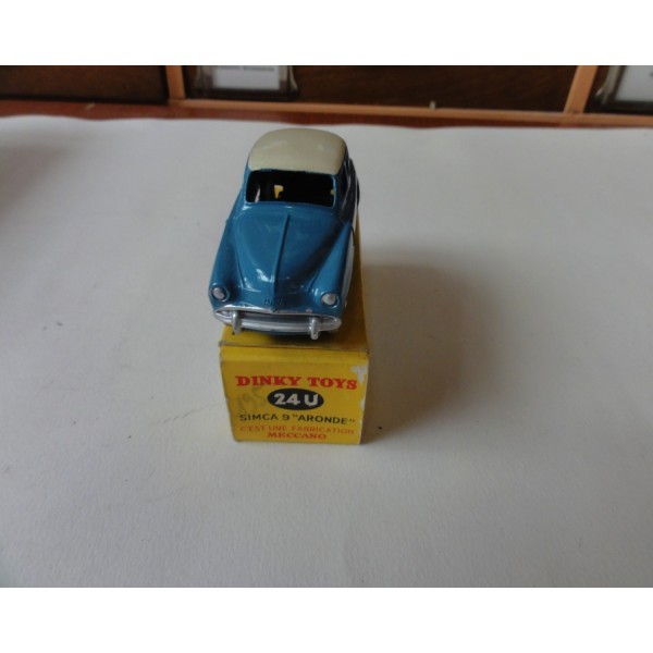 SIMCA 9 ARONDE ELYSÉE BICOLORE DINKY TOYS RÉF 24U