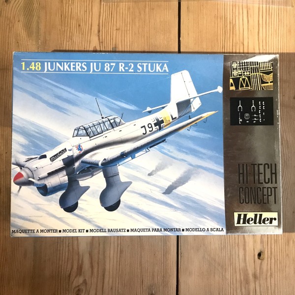 Junkers JU 87 R-2 Stuka HELLER