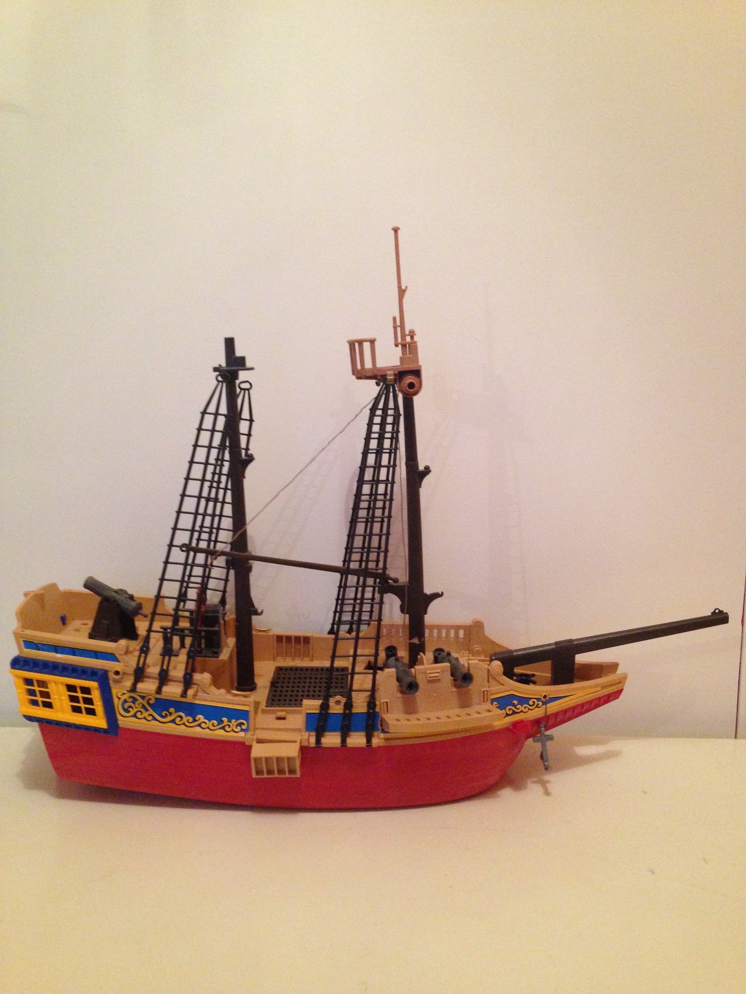 Bateau pirate + Accessoires Playmobil Réf : 4290