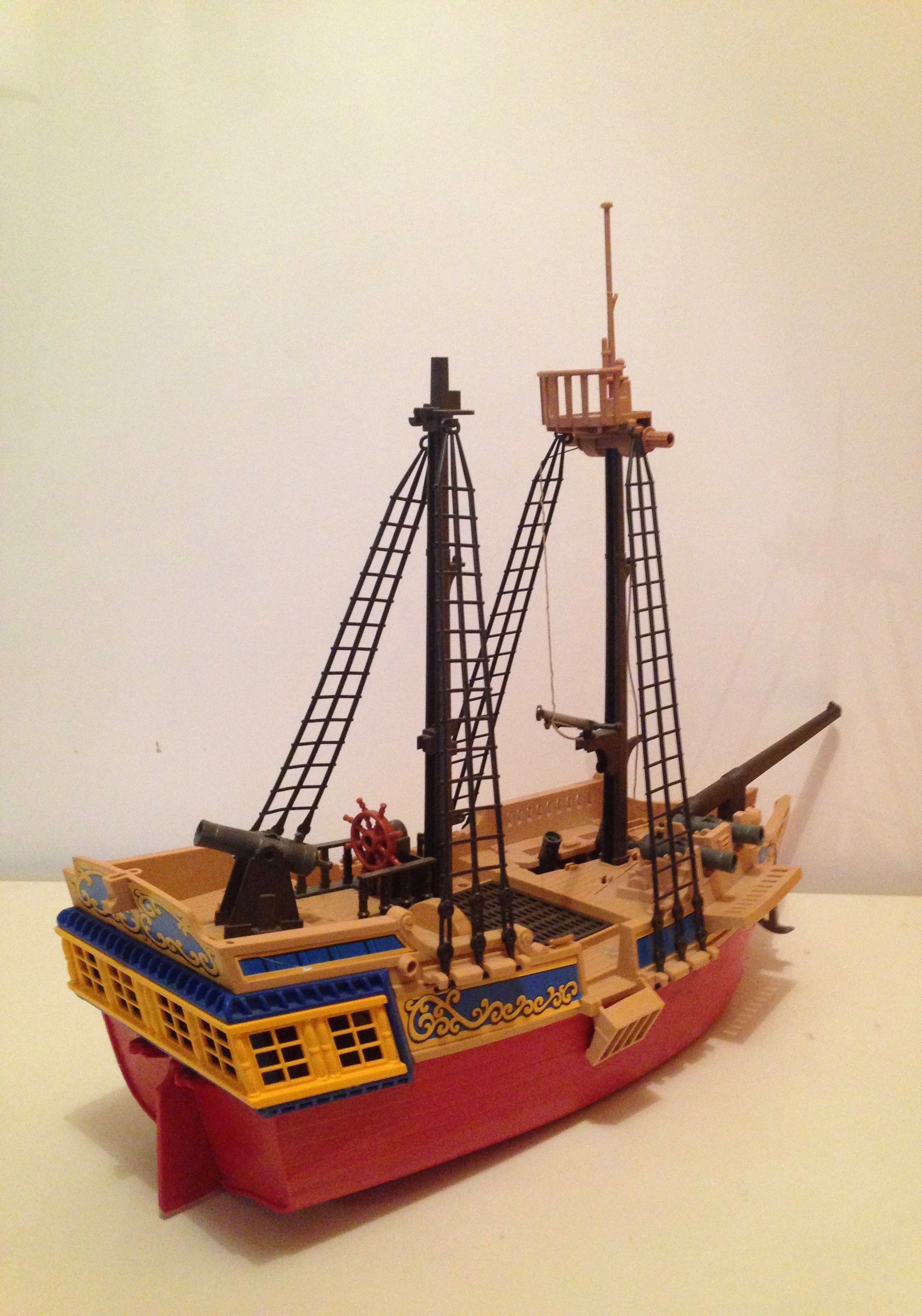 Bateau pirate + Accessoires Playmobil Réf : 4290