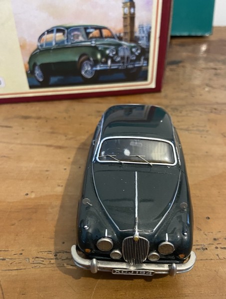 JAGUAR MK 2  Slot Classic CJ-30