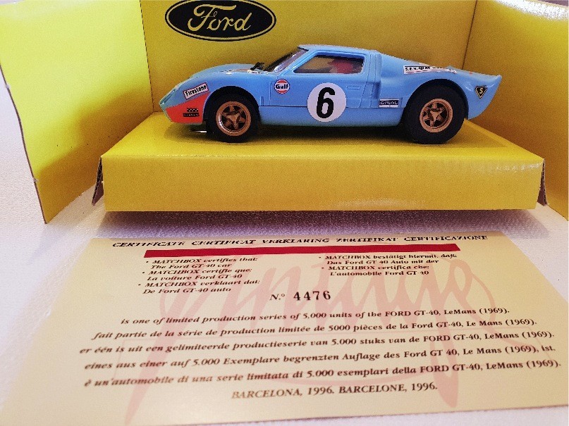 FORD GT40 VINTAGE SCALEXTRIX REF 83940