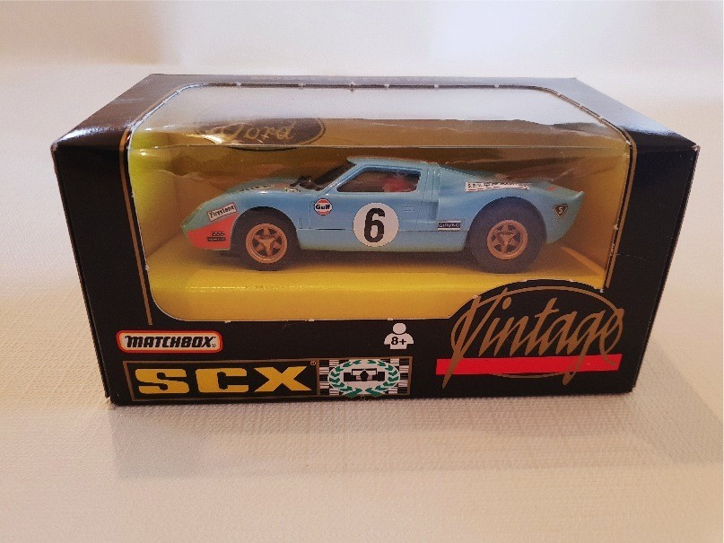 FORD GT40 VINTAGE SCALEXTRIX REF 83940