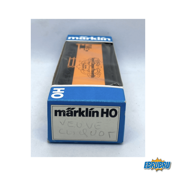 Wagon frigorifique Veuve Cliquot Ponsardin MARKLIN 4415
