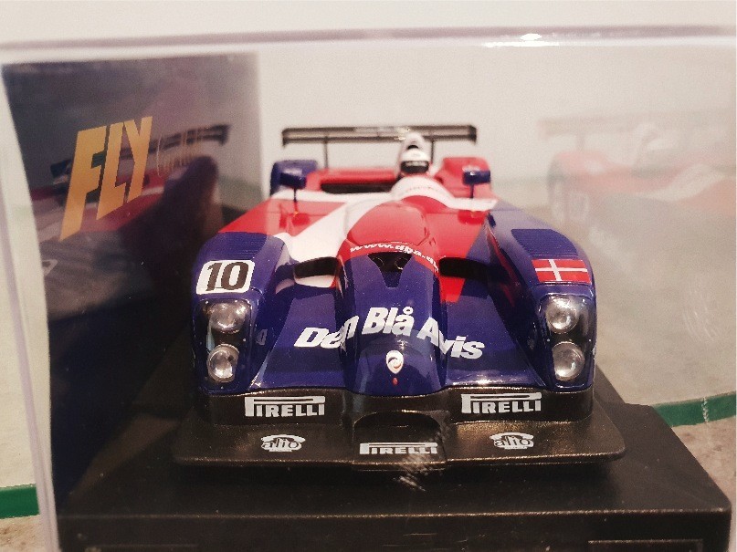 FLY A96 PANOZ LMP 1 24H LE MANS 2000