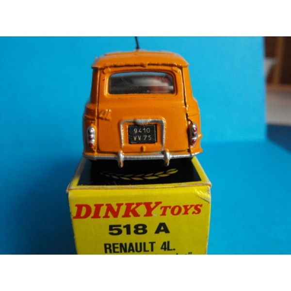 RENAULT 4 L DEPANNAGE AUTOROUTE DINKY TOYS