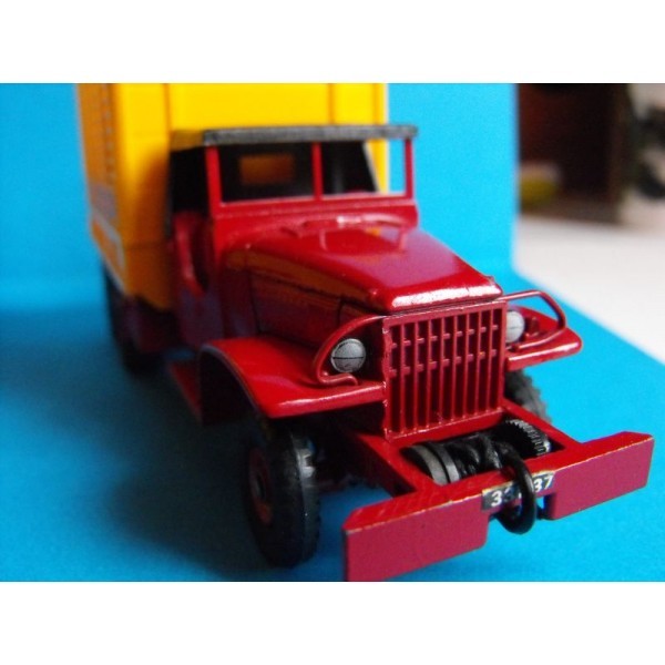 GMC CIRQUE PINDER DINKY TOYS