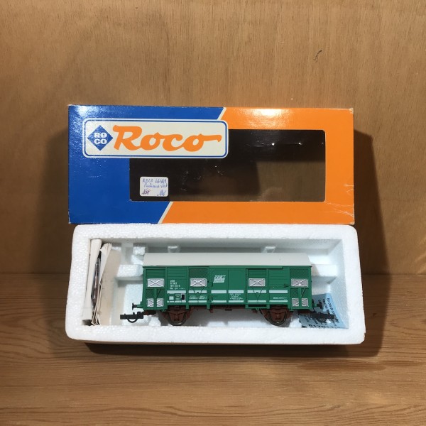 ROCO WAGON COUVERT MARCHANDISE FRET SNCF  RÉF 46449 AVEC BOITE