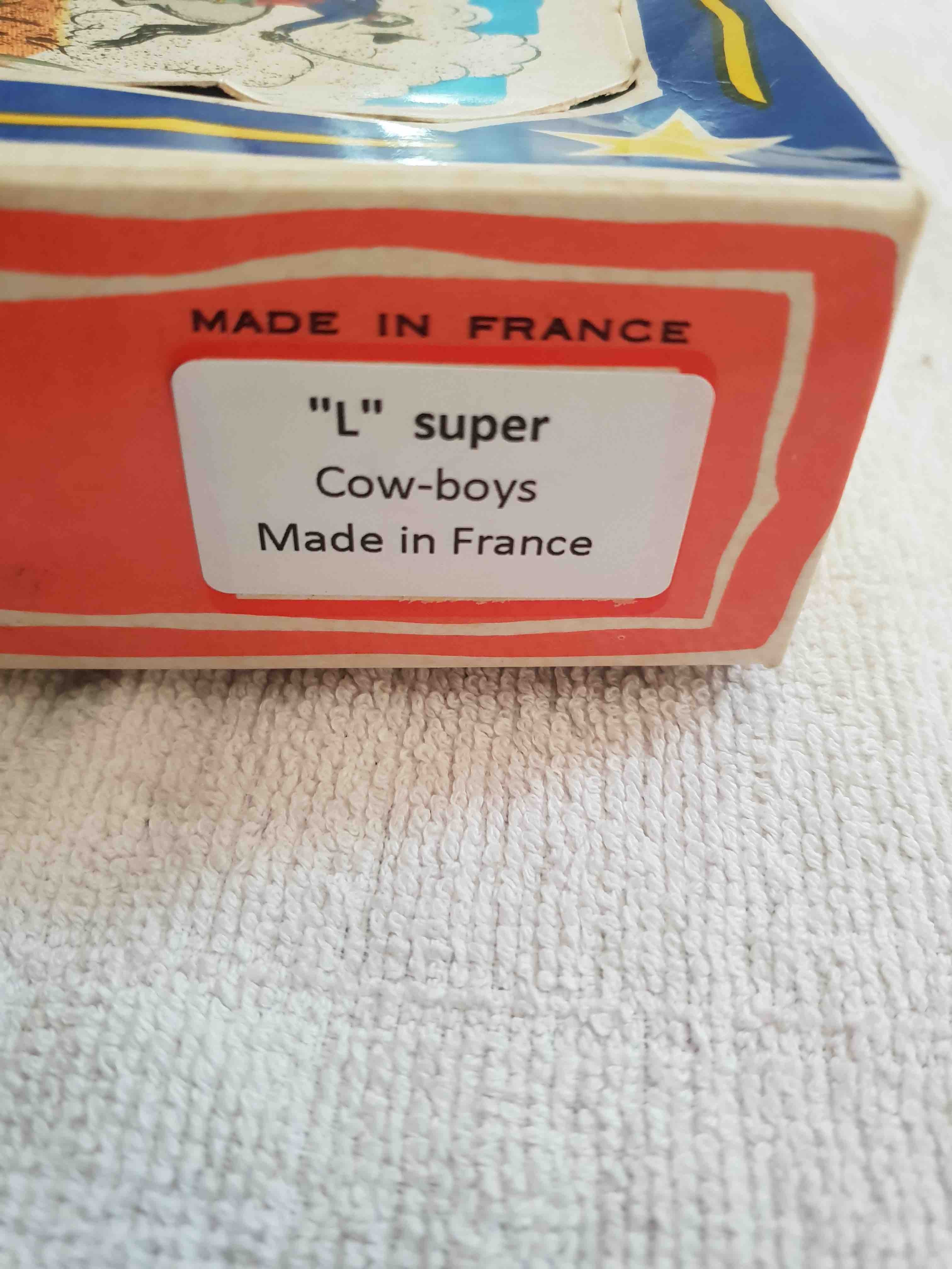 STARLUX L SUPER COW BOYS