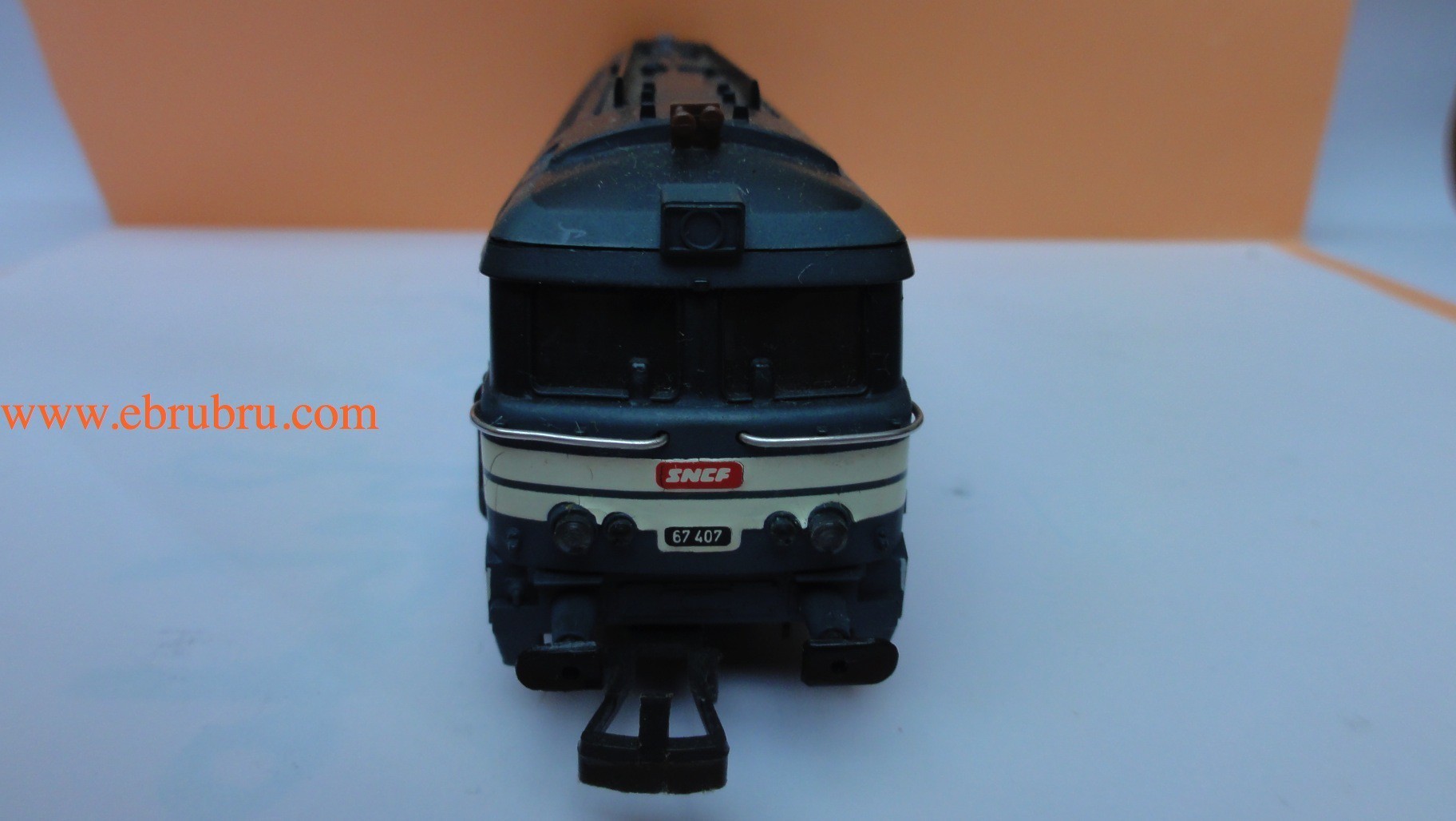 BB 67407 bleue Locomotive Sncf diesel Jouef ref 8539