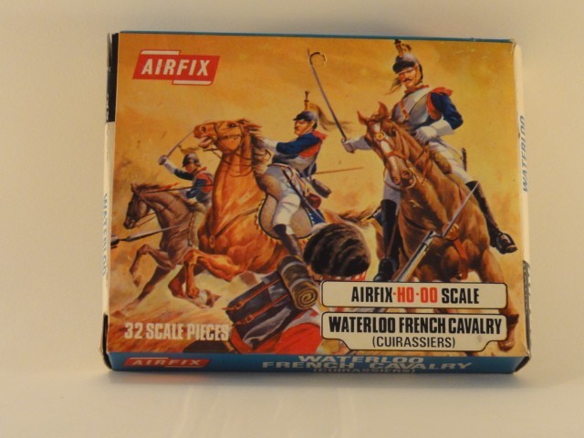 AIRFIX BLUE BOX WATERLOO FRENCH CAVALRY (CUIRASSIERS) TYPE 2