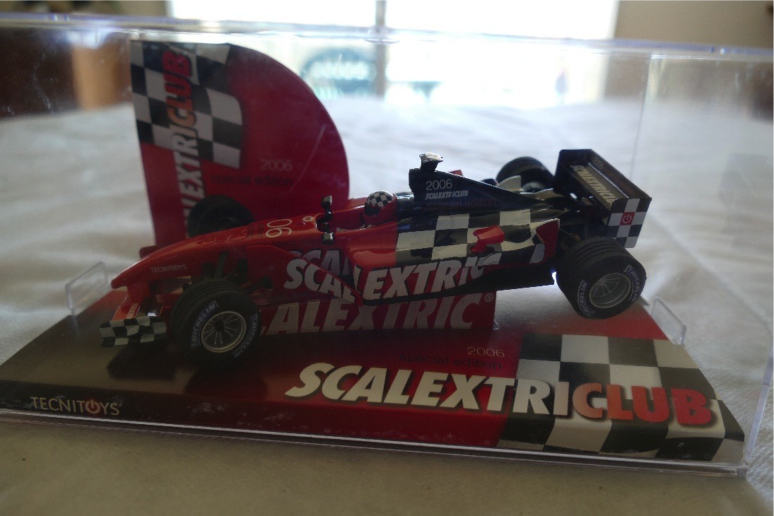 SCALEXTRIC REF6195 FORMULE 1 SPECIAL EDITION 2006