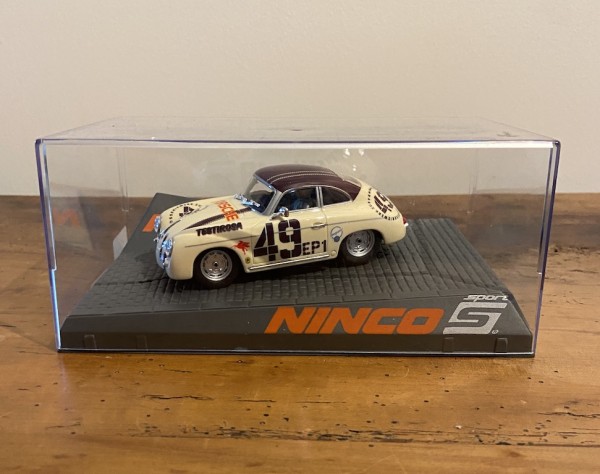 Porsche 356 Coupé TESTIROSA Ninco 50594