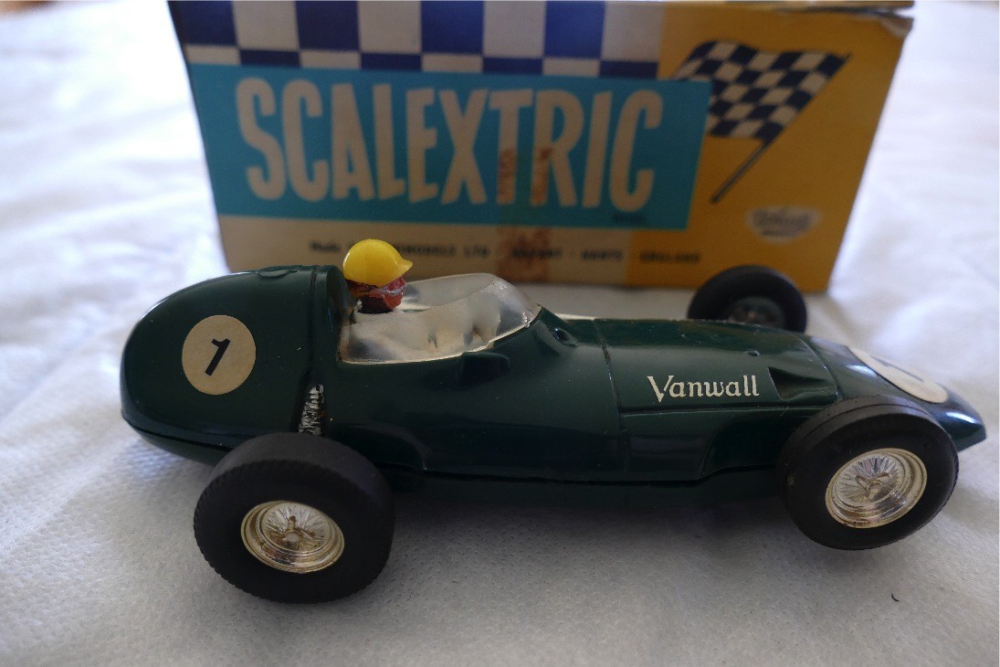 SCALEXTRIX REF C55 VANWALL ANGLETERRE