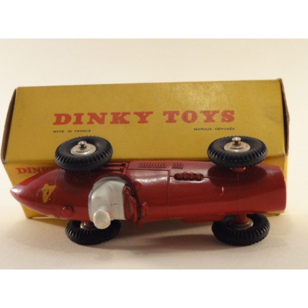 FERRARI 500 F2 DINKY TOYS RÉF 23 J ROUGE