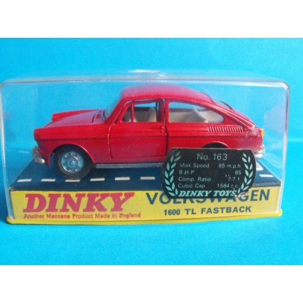 VOLKSWAGEN 1600 TL DINKY TOYS