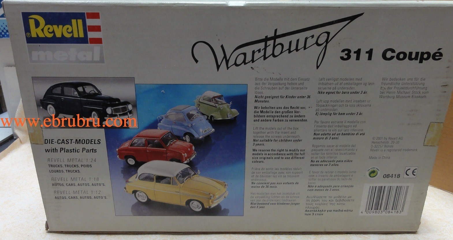 VOITURE WARTBURG 311 COUPE REVELL 1/18  ref 08418