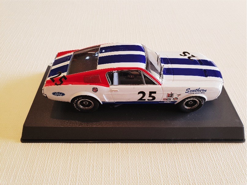 PIONEER FORD MUSTANG 1968 FASTBACK slot car