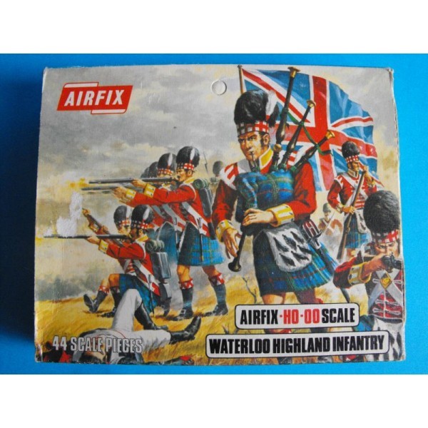 AIRFIX BLUE BOX WATERLOO HIGHLAND INFANTRY