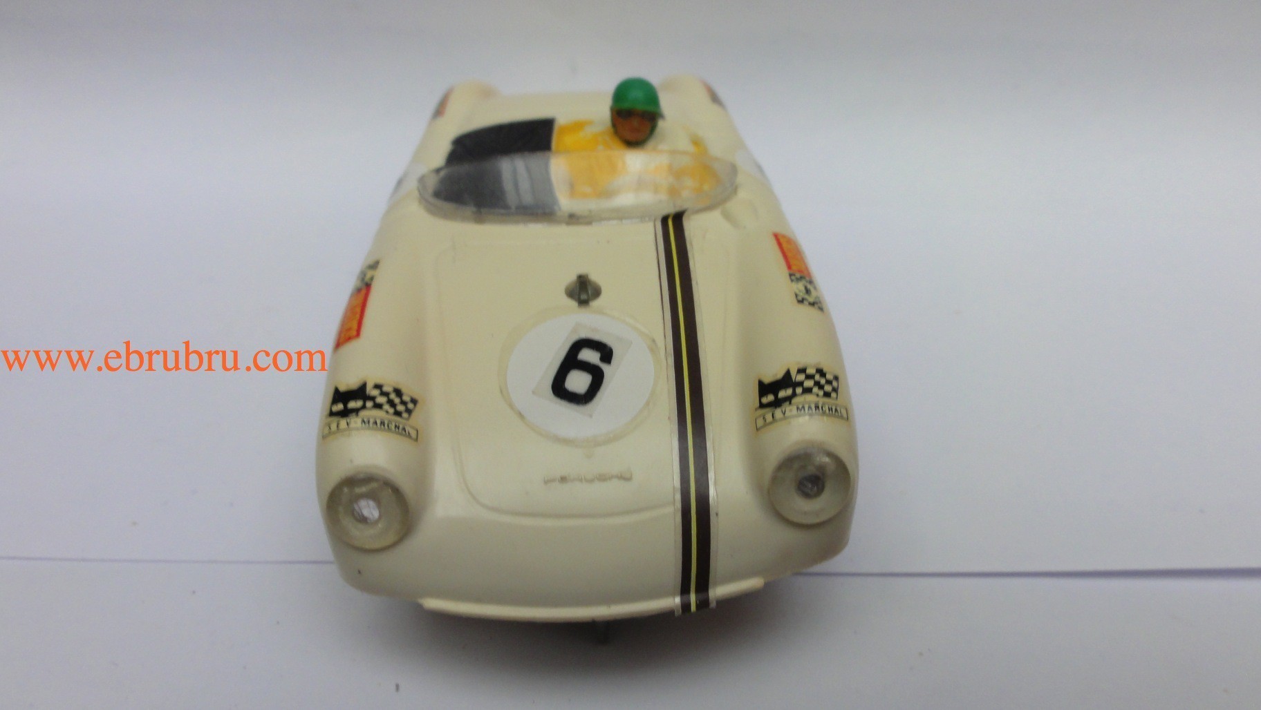 Porsche spyder blanc race tuned Scalextric ref C92