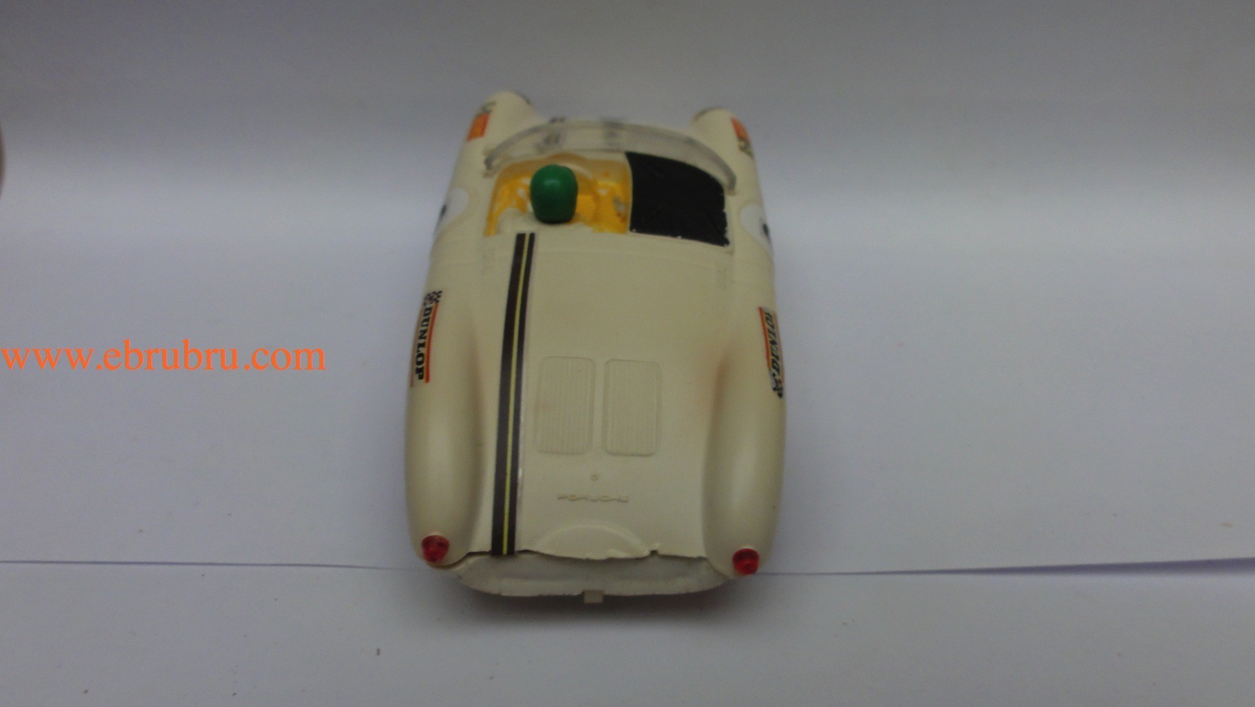 Porsche spyder blanc race tuned Scalextric ref C92