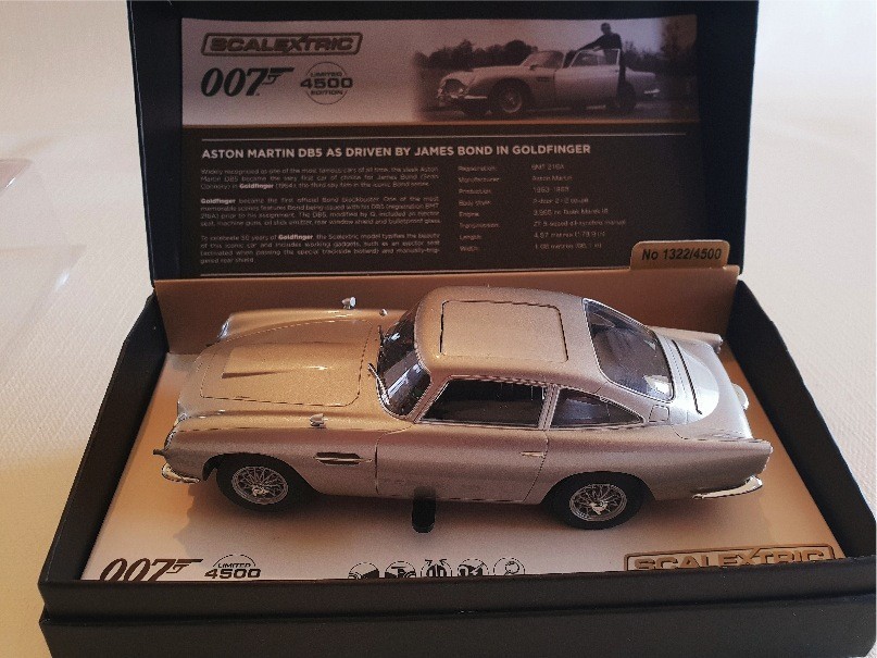 SCALEXTRIC C3664A goldfinger Edition limite Aston martin DB5