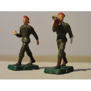 2 SOLDATS PARACHUTISTES MINI STARLUX