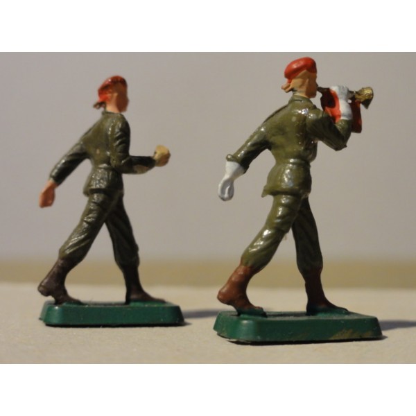 2 SOLDATS PARACHUTISTES MINI STARLUX