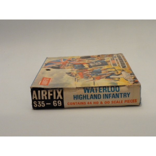 AIRFIX BLUE BOX WATERLOO HIGHLAND INFANTRY TYPE 2