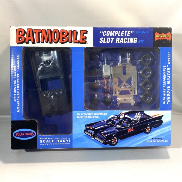 Batmobile POLAR LIGHTS Maquette Slot