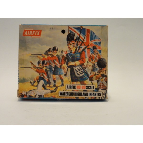 AIRFIX BLUE BOX WATERLOO HIGHLAND INFANTRY TYPE 2