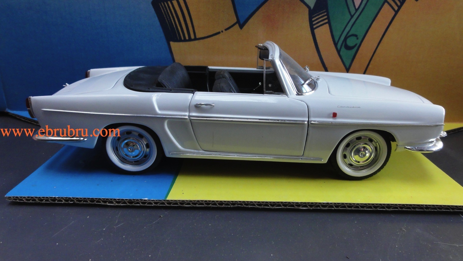 Renault Caravelle blanche 1/18 Norev ref 185150