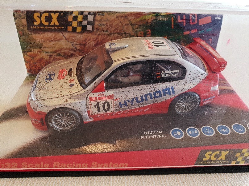 SCALEXTRIC REF 61200 Hyundai Accent WRC « dirt effect »