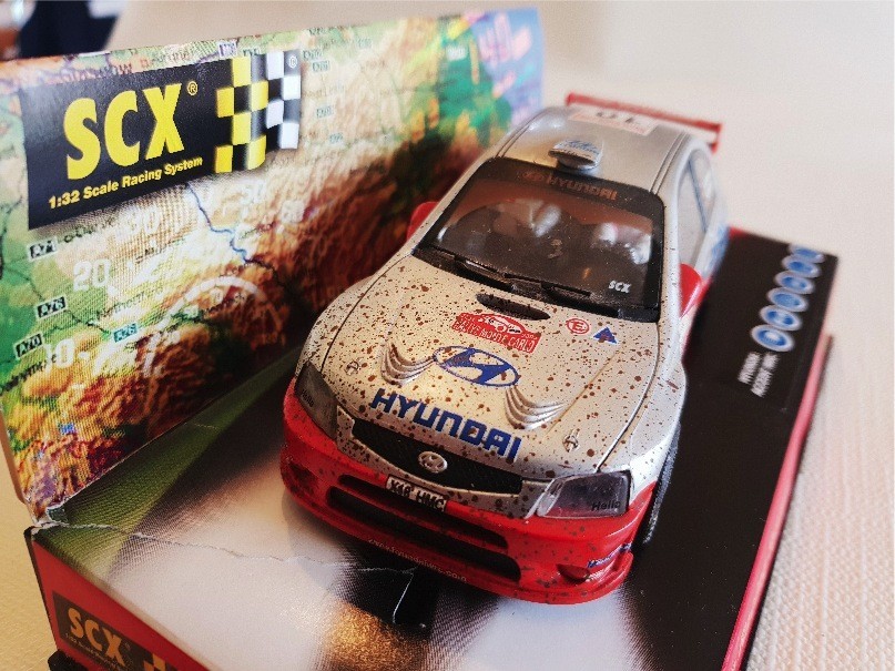 SCALEXTRIC REF 61200 Hyundai Accent WRC « dirt effect »