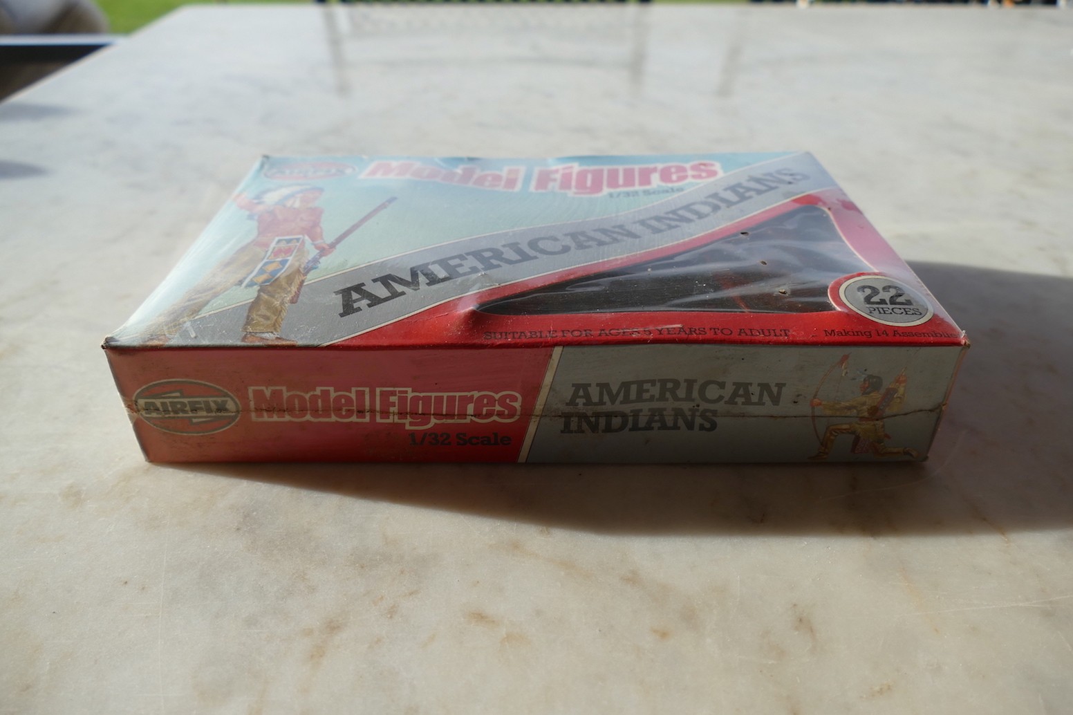 AMERICAN INDIANS  22 PIECES AIRFIX 1/32 sous Blister 51466-4