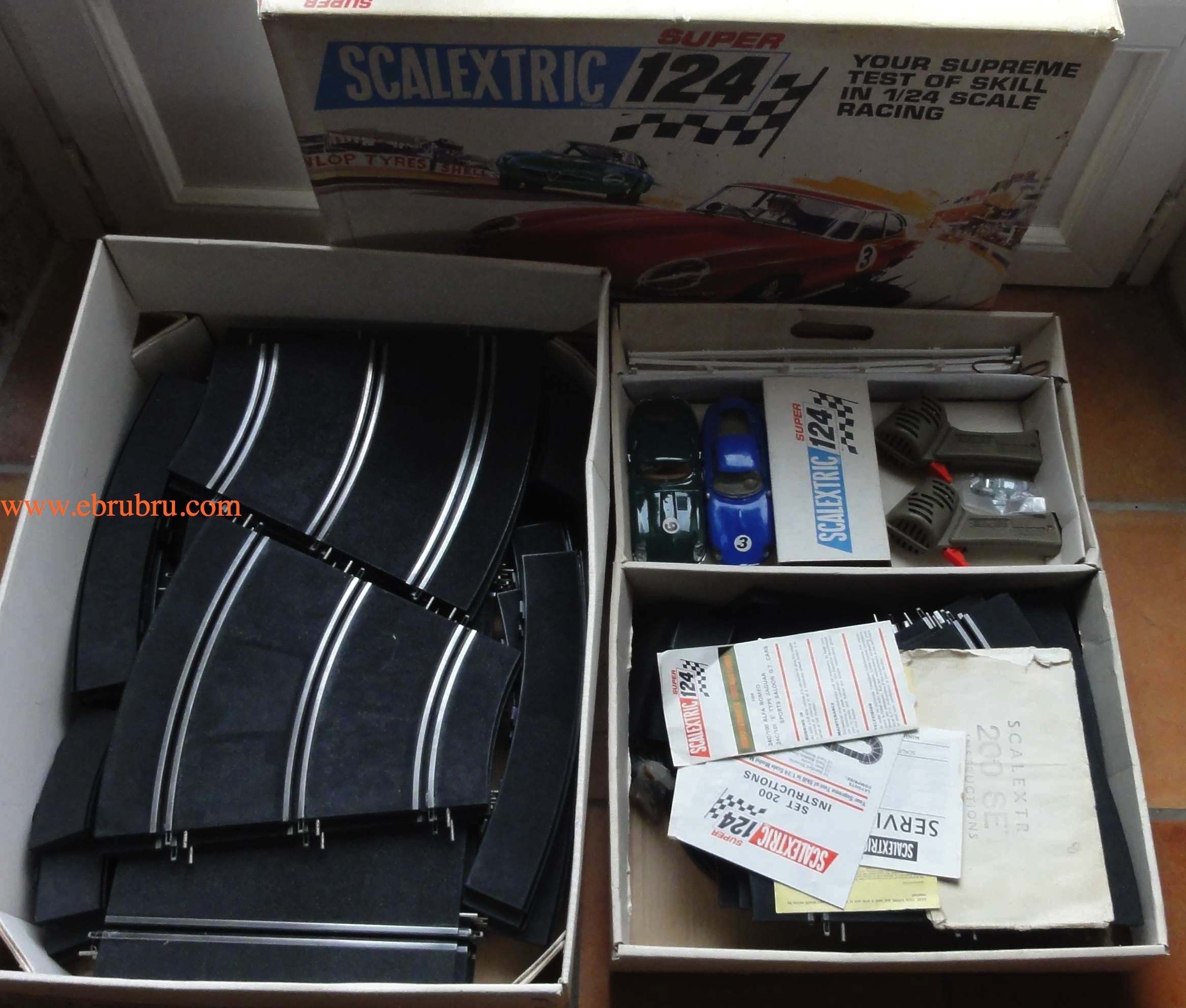 Set 200 circuit 124 Scalextric