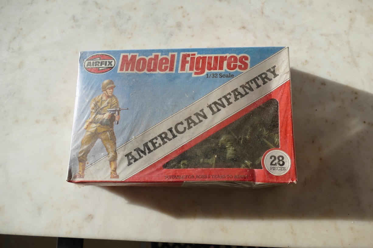 AMERICAN INFANTRY -  28 PIECES AIRFIX 1/32 sous Blister 51452