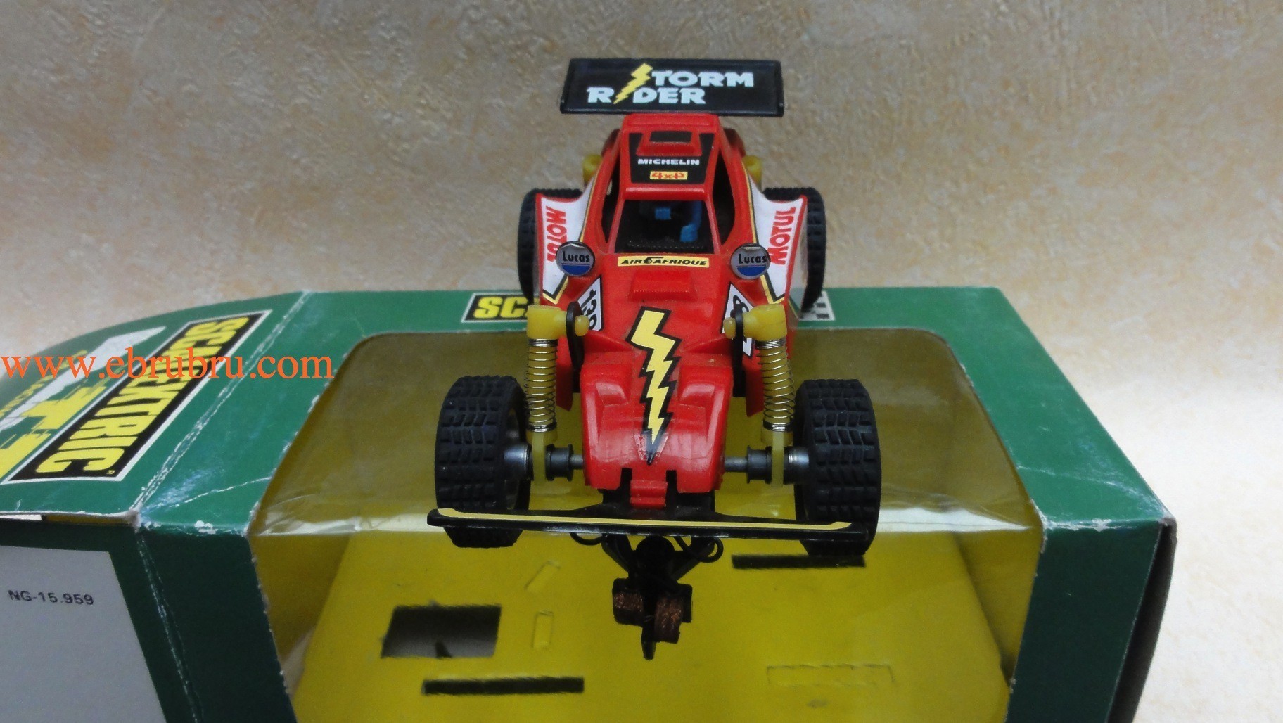 Buggy Storm Rider TT rouge Scalextric ref 7301